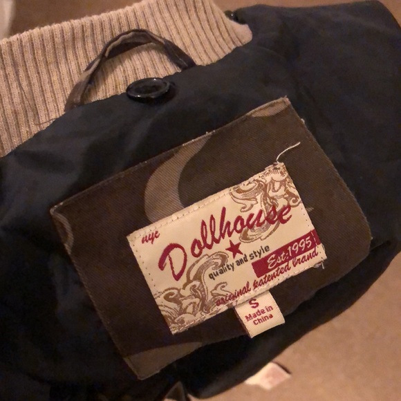 Camo and faux leather bomber jacket size small - Picture 7 of 9